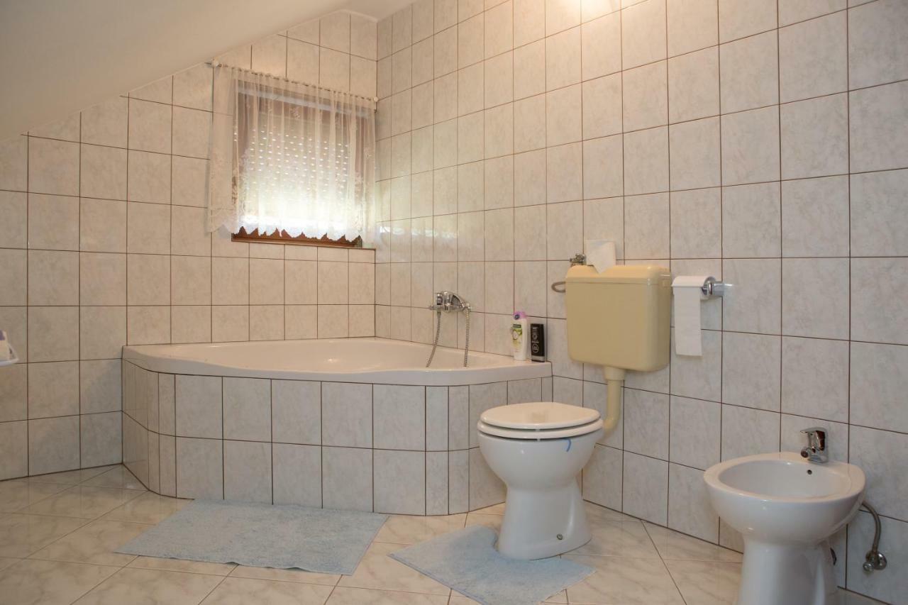Apartman Dubravcic Otočac Exterior foto